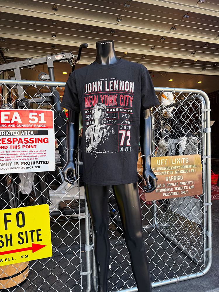 ジョン・レノン　ニューヨークシティ　オフィシャル　Tシャツ　ビートルズ　公式グッズ ■ アメリカ雑貨 アメリカン雑貨 |  | 02