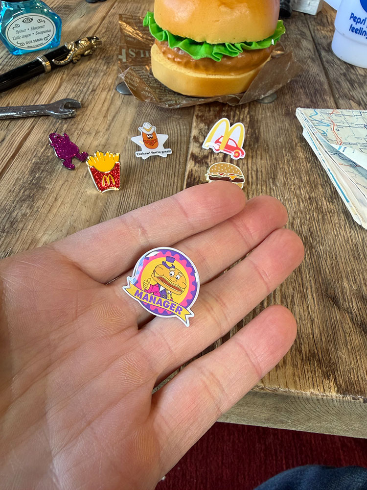 マクドナルド　マックピンズ　（メイヤーマックチーズ）　単品 ■ アメリカン雑貨 アメリカ雑貨 |  | 02