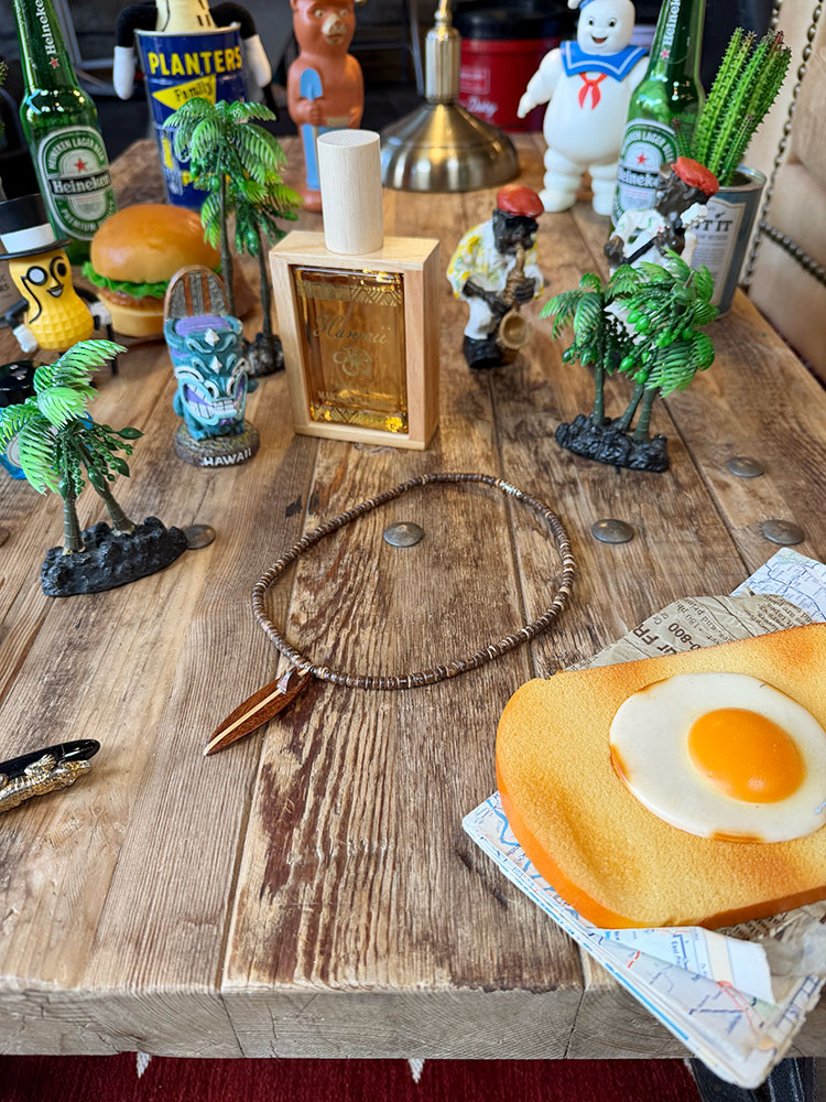 ハワイアン　ココナッツビーズ　クラシック　サーフボード　ネックレス ■ アメリカン雑貨 アメリカ雑貨 |  | 02