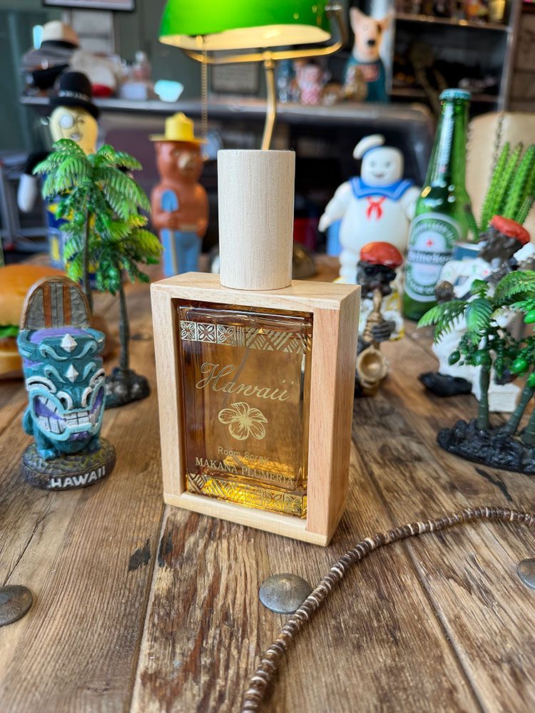 ハワイアン　ウッデン　ルームスプレー　100ml　（プルメリアの香り）　ルームフレグランス ■ アメリカン雑貨 アメリカ雑貨 | 