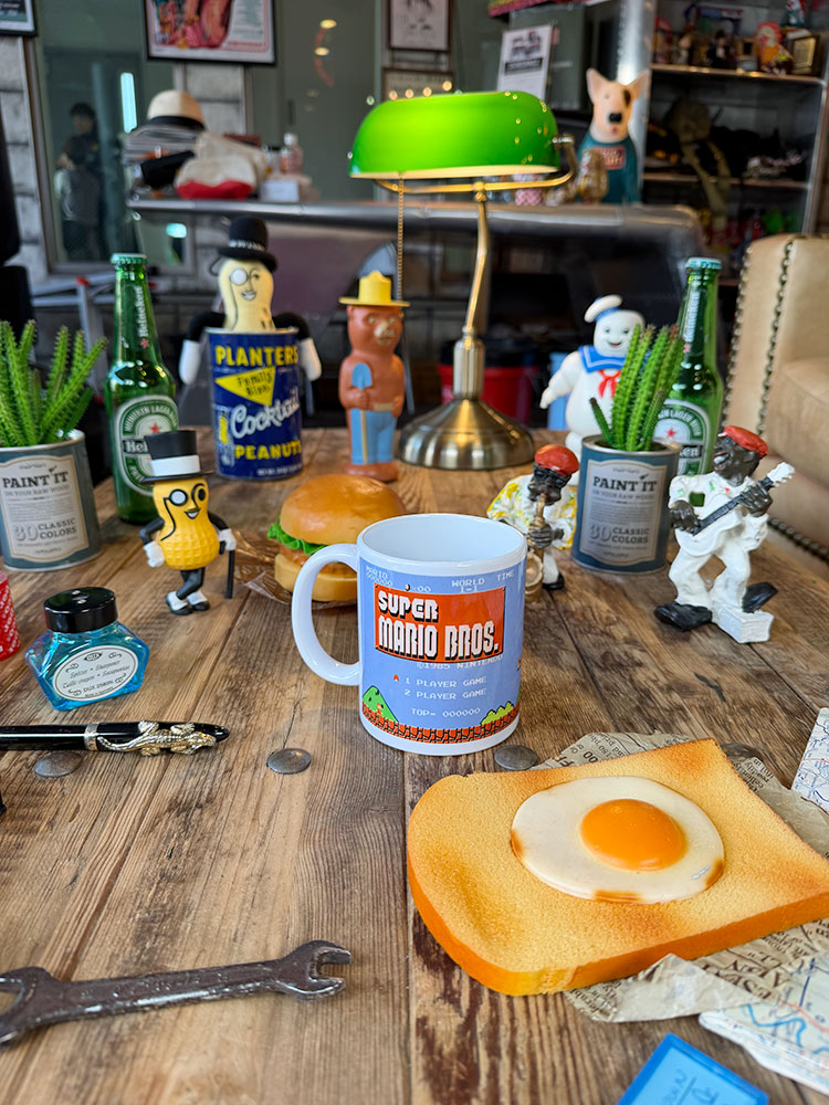 初代ファミコン スーパーマリオブラザーズ オフィシャル マグカップ