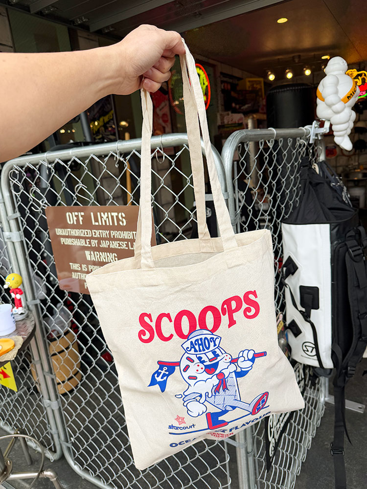 Netflixドラマ　ストレンジャーシングス　スクープス・アホイ　オフィシャル　トートバッグ　公式グッズ ■ アメリカン雑貨 アメリカ雑貨 |  | 04