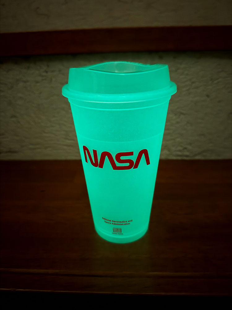 暗闇で光る！ 蓄光仕様 NASA 16オンス タンブラー □ アメリカン雑貨