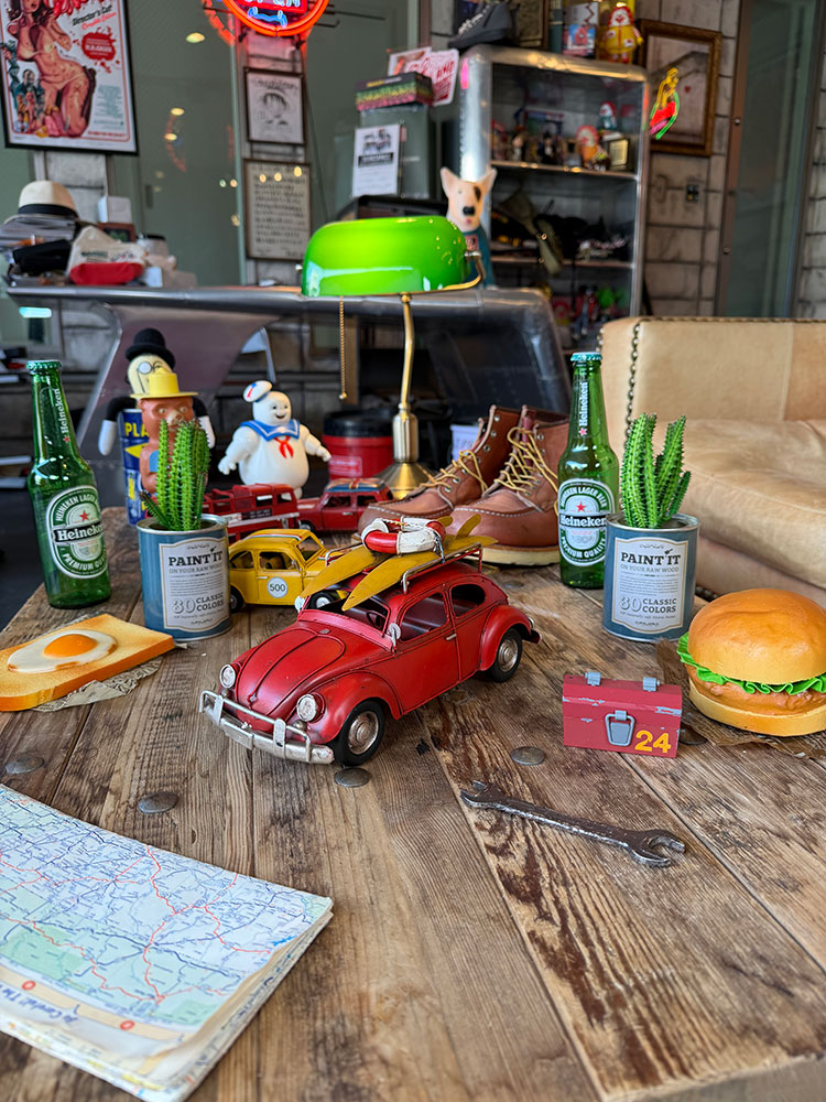 サーフビートル　ブリキオブジェ　（レッド） ■ アメリカン雑貨 アメリカ雑貨 |  | 06