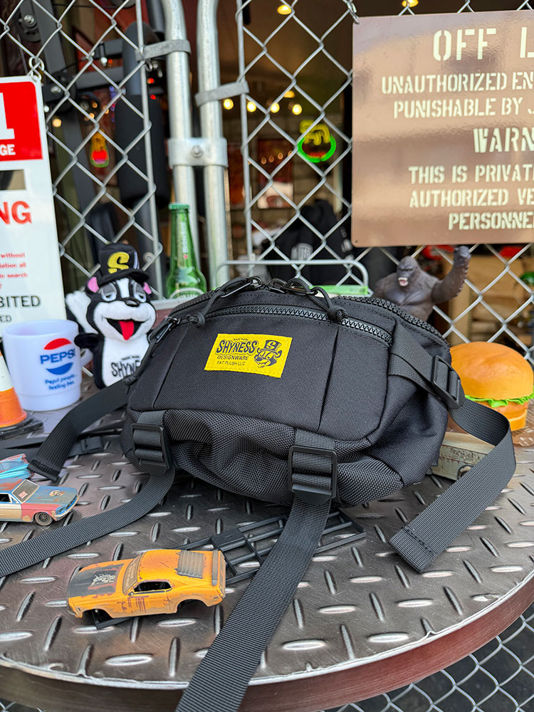 シャイネス　スカンキッド　ヘヴィーデューティ　ボディバッグ　ウエストバッグ ■ アメリカン雑貨 アメリカ雑貨 |  | 02
