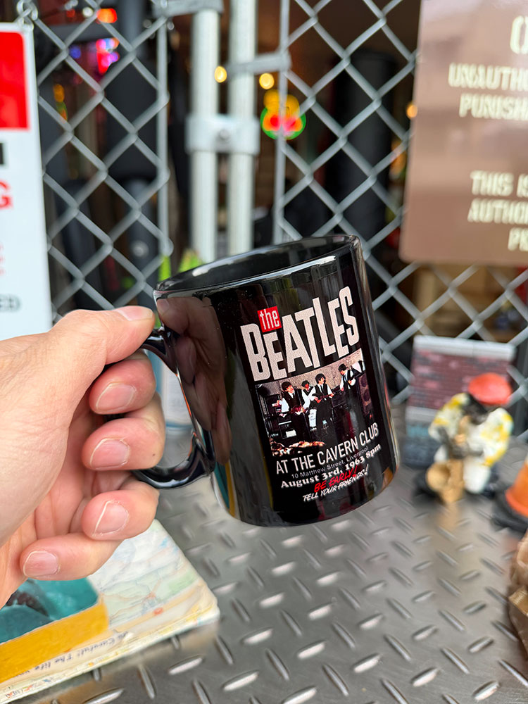 【限定】zippo    Beatles HELP ジッポ　ビートルズ　ヘルプ ZIPPO（ジッポー） ビートルズ ヘルプ 200BTL163 ジッポーライター