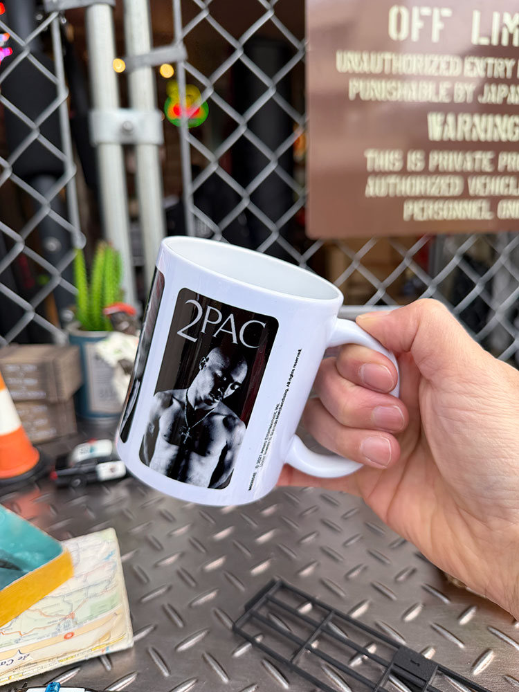 2PAC　オフィシャル　マグカップ　315ml　公式グッズ ■ アメリカン雑貨 アメリカ雑貨 |  | 03