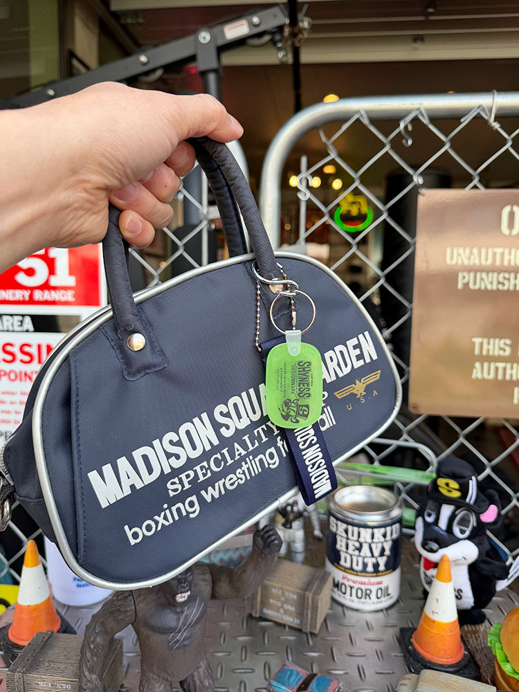 暗闇で光る! 蓄光仕様 シャイネス スカンキッド 蓄光キーホルダー ■ アメリカン雑貨 アメリカ雑貨 関連画像5