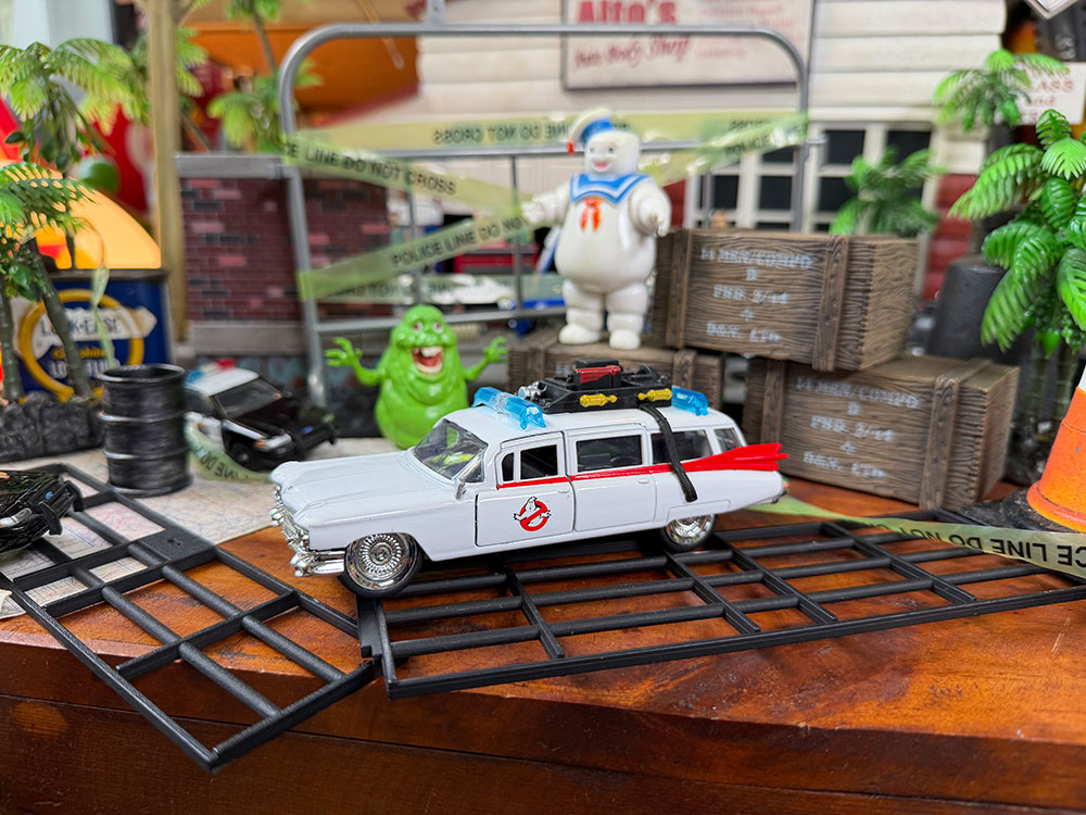 映画　ゴーストバスターズ　ECTO-1　エクトワン　ダイキャストミニカー　1/32スケール ■ アメリカン雑貨 アメリカ雑貨 |  | 02