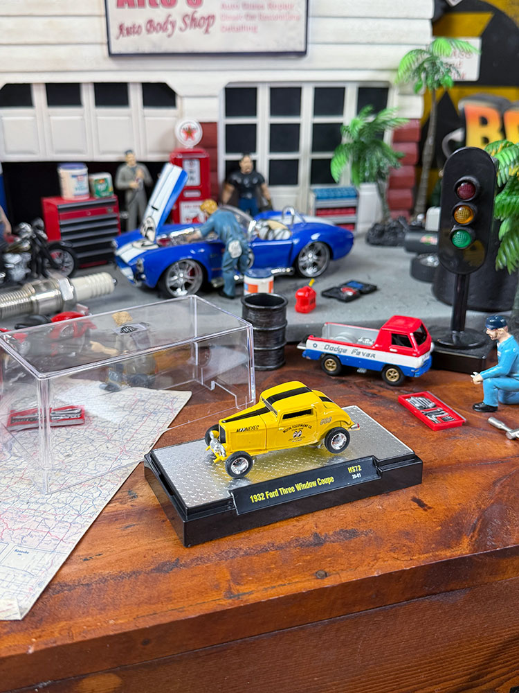 世界限定4400台　M2　ムーンアイズ限定　ミニカー　1932年 フォード　3ウィンドウ　クーペ ■ アメリカン雑貨 アメリカ雑貨 |  | 06