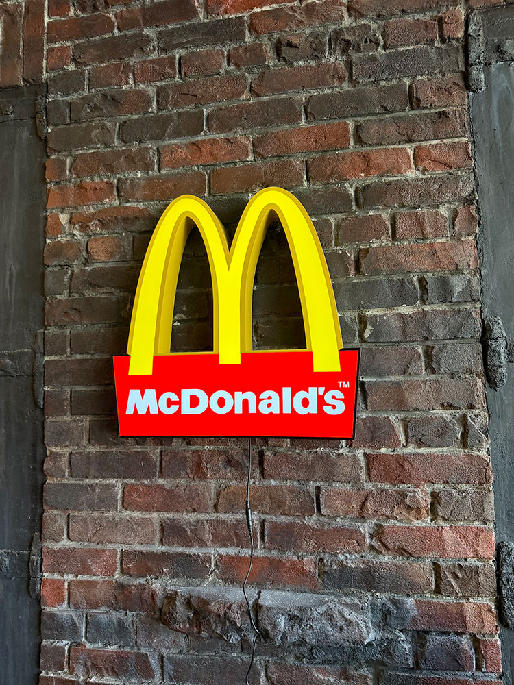 アメリカン　ストアディスプレイ　ライトサイン　（マクドナルド） ■ アメリカン雑貨 アメリカ雑貨 |  | 03
