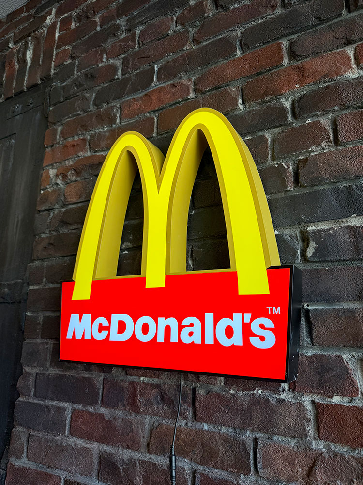 アメリカン　ストアディスプレイ　ライトサイン　（マクドナルド） ■ アメリカン雑貨 アメリカ雑貨 |  | 05