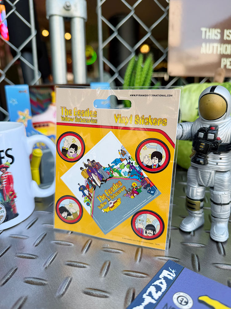 ビートルズ イエローサブマリン オフィシャル ステッカー 公式グッズ