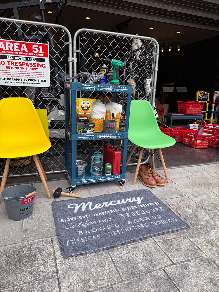 マーキュリー　PVCガレージマット　90cm　（CAL.WAREHOUSE）　屋外＆屋内のどっちも対応 ■ アメリカン雑貨 アメリカ雑貨 | MERCURY | 03