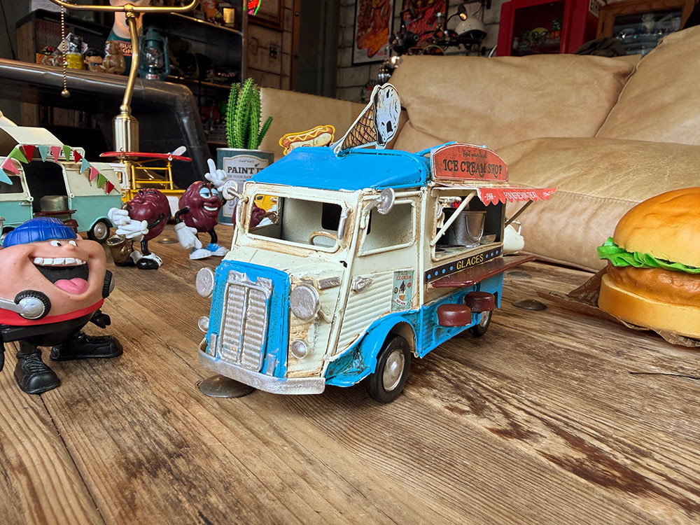 シトロエン　Hバン　アイスクリーム　キッチンカー　ブリキオブジェ　（スカイブルー×アイボリー） ■ アメリカン雑貨 アメリカ雑貨 |  | 02