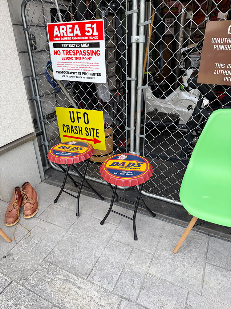 ダッズ　ルートビア　ボトルキャップ　チェアー　単 ■ アメリカン雑貨 アメリカ雑貨 |  | 02
