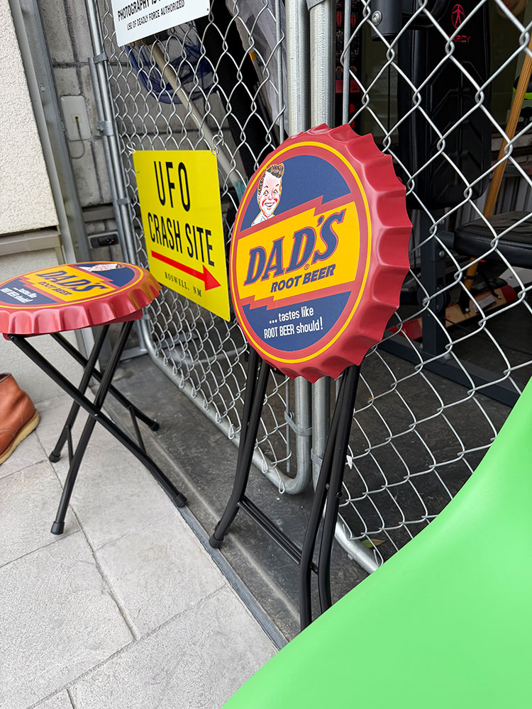 ダッズ　ルートビア　ボトルキャップ　チェアー　単 ■ アメリカン雑貨 アメリカ雑貨 |  | 04