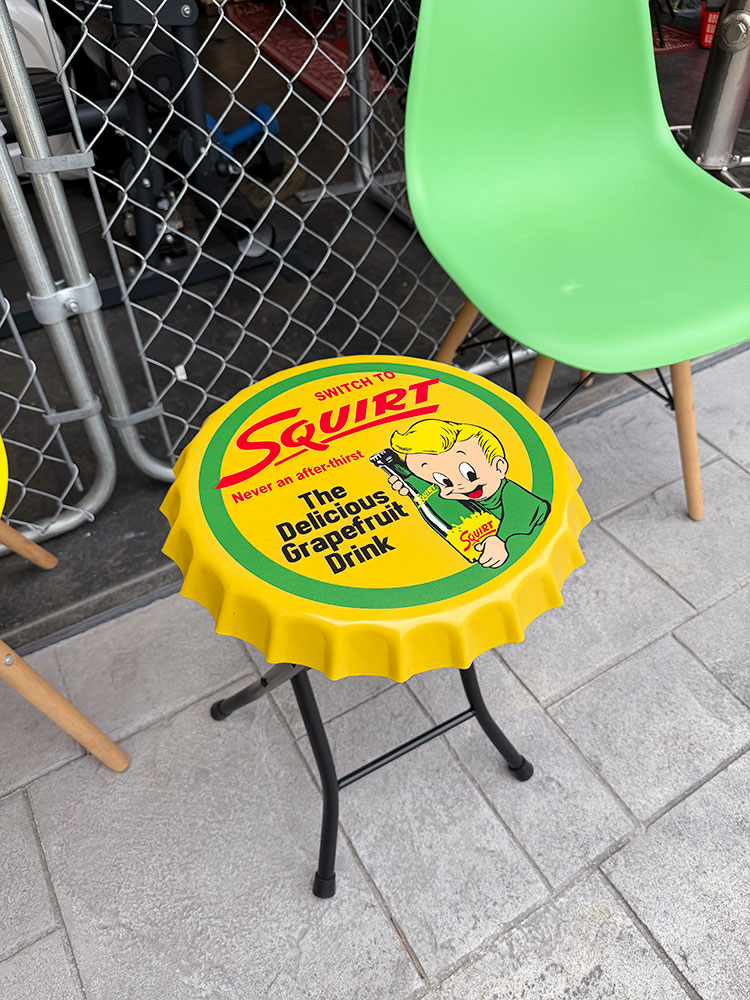 スクアート　ボトルキャップ　チェアー　単品　折り畳み式 ■ アメリカン雑貨 アメリカ雑貨 |  | 07