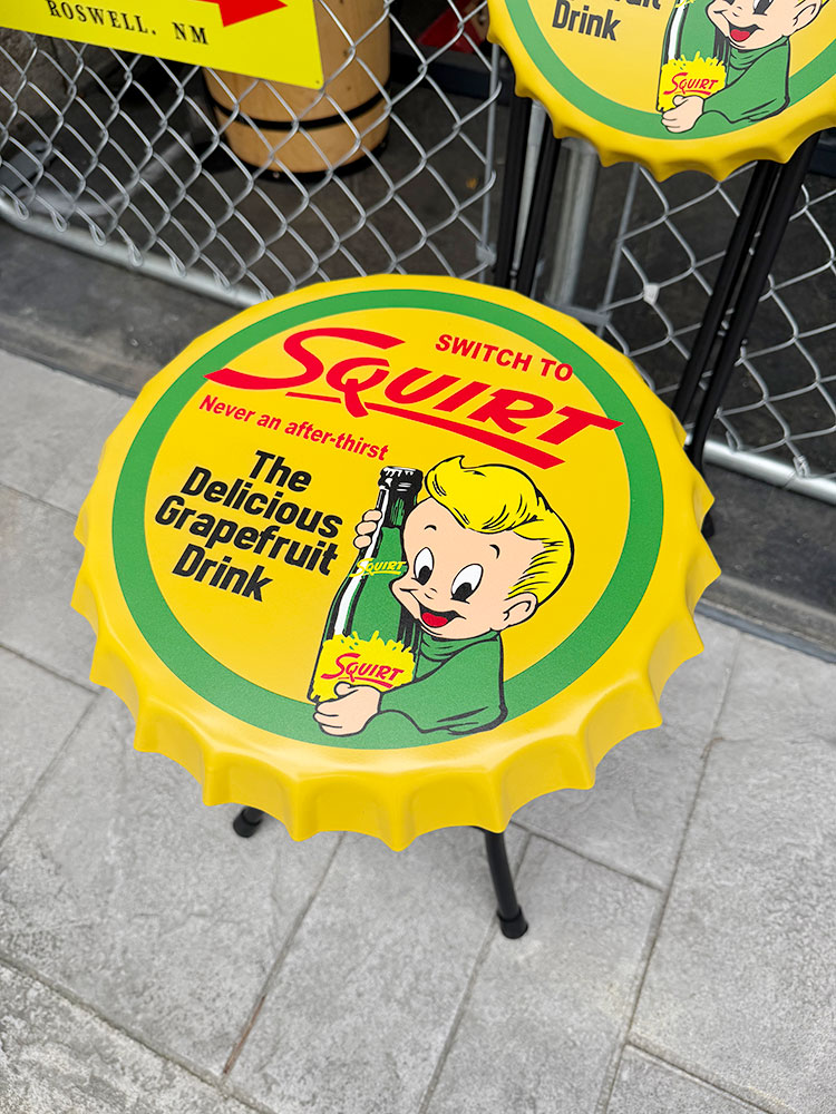 スクアート　ボトルキャップ　チェアー　単品　折り畳み式 ■ アメリカン雑貨 アメリカ雑貨 |  | 01