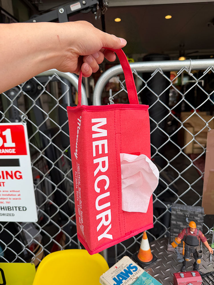 マーキュリー　キャンバス　ティッシュボックスカバー　（レッド） ■ アメリカン雑貨 アメリカ雑貨 | MERCURY | 05