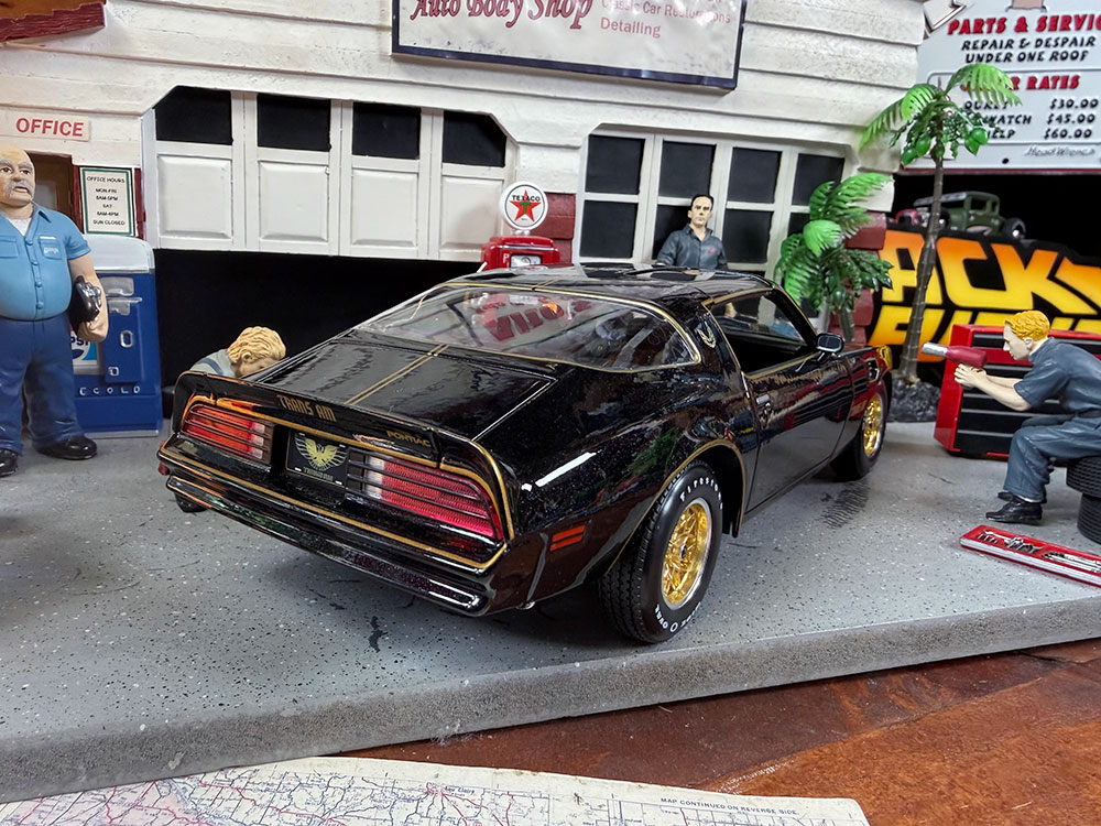 マイスト　1978年　ポンティアック　ファイヤーバード　トランザム　ダイキャストミニカー　1/18スケール |  | 06