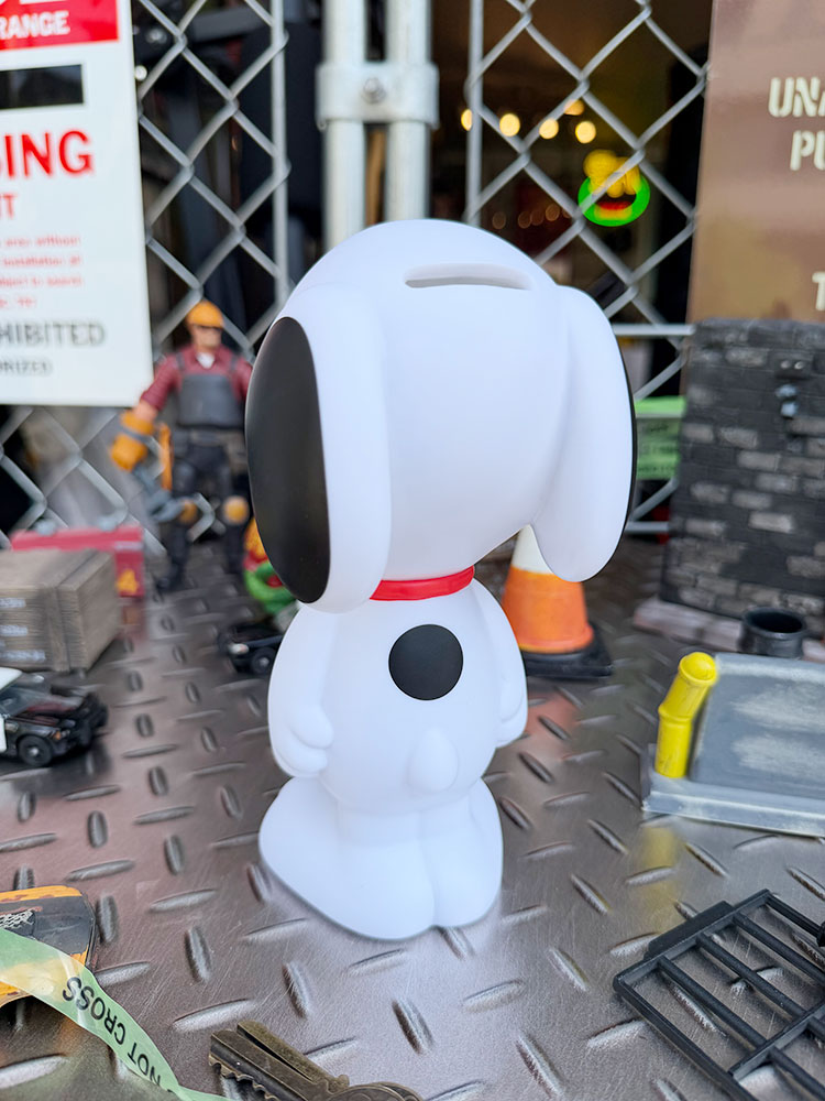スヌーピー　フィギュアバンク　貯金箱 ■ アメリカン雑貨 アメリカ雑貨 |  | 02