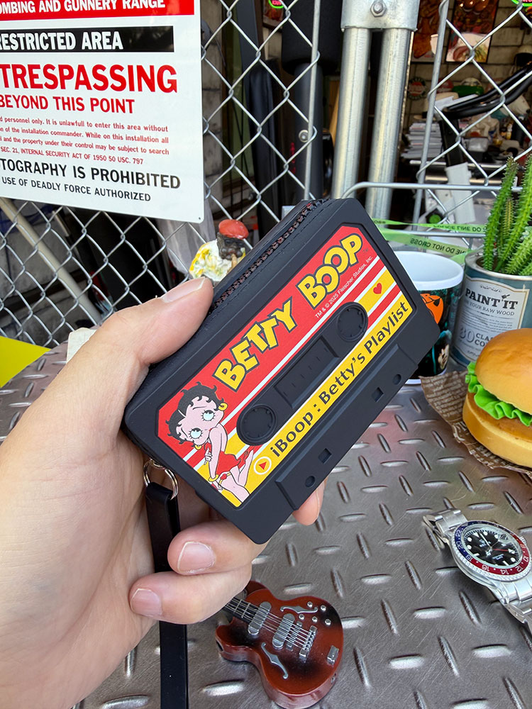 ベティ・ブープ カセットテープ型シリコンポーチ ■ アメリカン雑貨 アメリカ雑貨 関連画像2