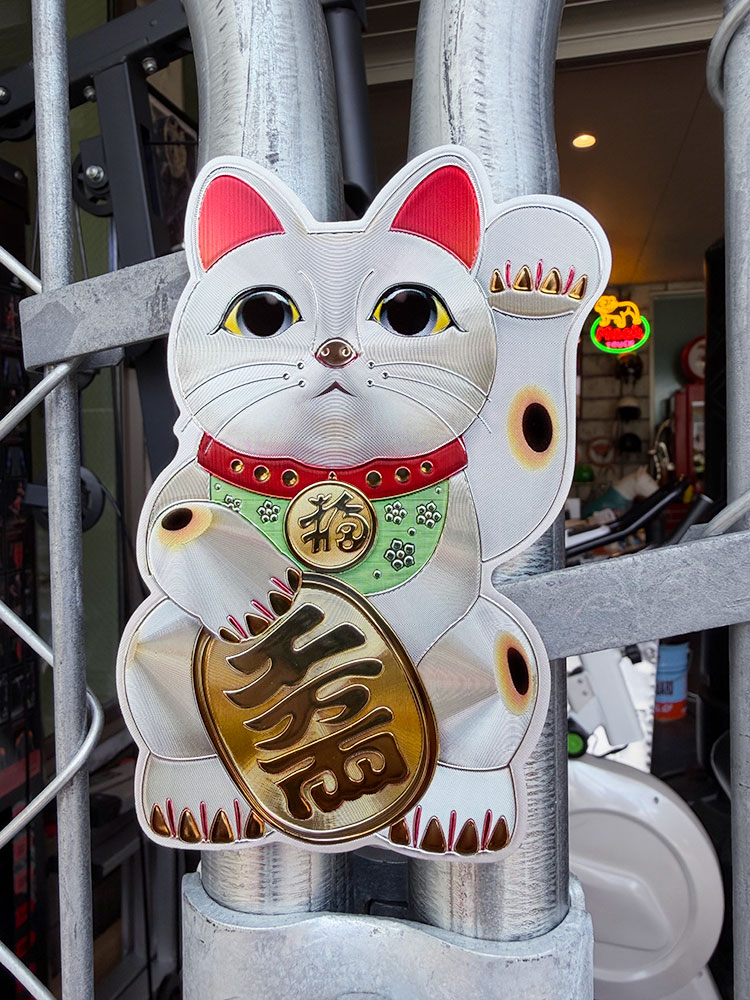 クルマにも貼れる！　招き猫　リフレクター　ステッカー　（シルバー）　商売繁盛　千客万来　金運アップ ■ アメリカン雑貨 アメリカ雑貨 | 