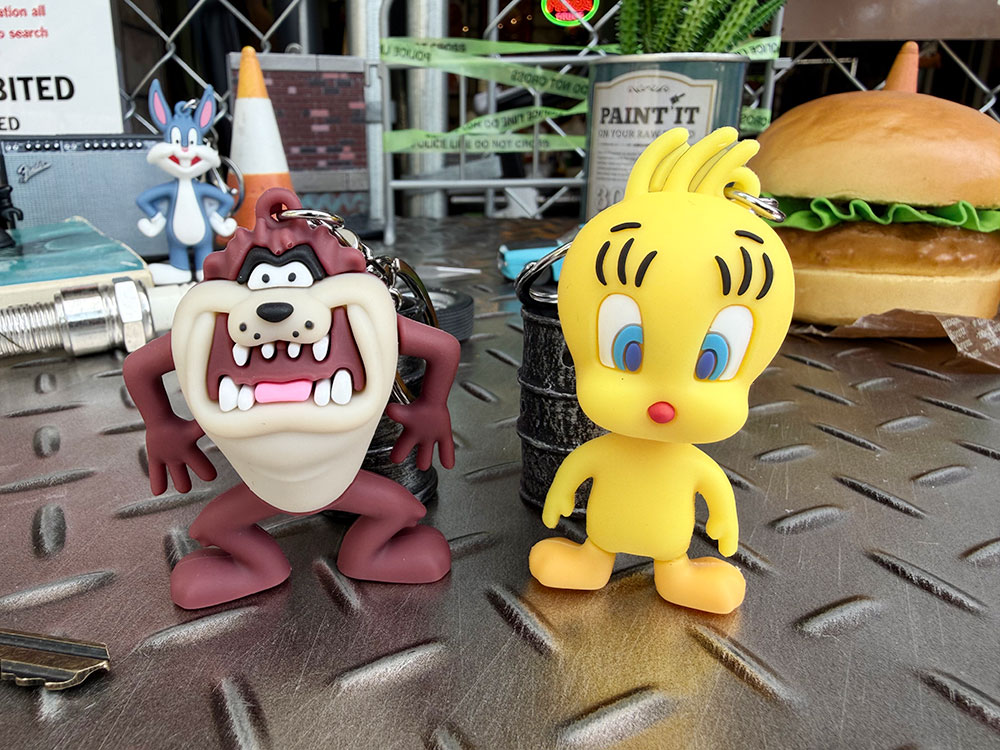 タズマニアンデビル＆トゥイーティー　PVC　フィギュアキーホルダー　（2個セット） ■ アメリカン雑貨 アメリカ雑貨 |  | 01