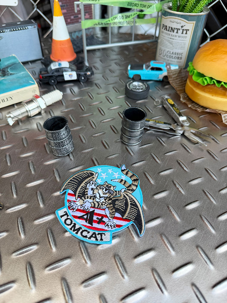 F-14　トムキャット A+　ミリタリーワッペン　（ダイカット） ■ アメリカン雑貨 アメリカ雑貨 |  | 02