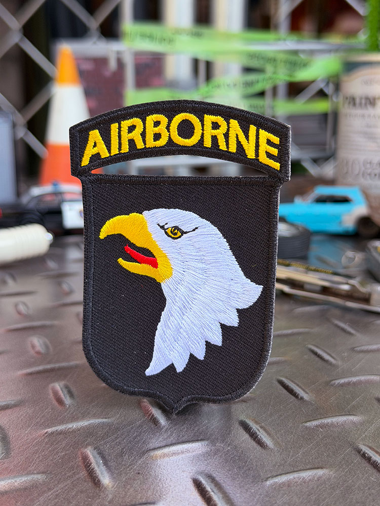 アメリカ陸軍　101空挺師団　スクリーミングイーグル　ミリタリーワッペン　（ダイカット） ■ アメリカン雑貨 アメリカ雑貨 | 