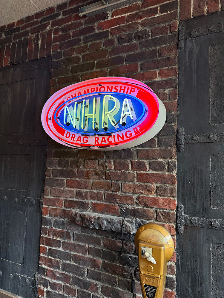 NHRA　オフィシャルネオンサイン　ネオン管 ■ アメリカン雑貨 アメリカ雑貨 |  | 05