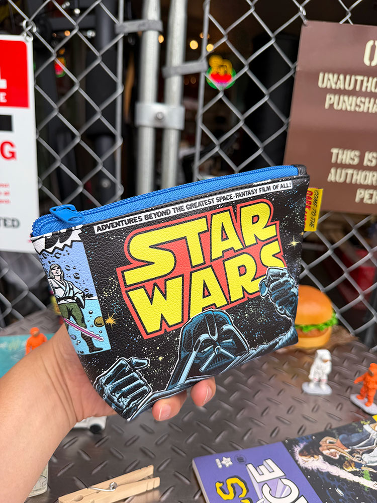 スターウォーズ　ファスナーポーチ　（ダースベイダー） ■ アメリカン雑貨 アメリカ雑貨 |  | 03