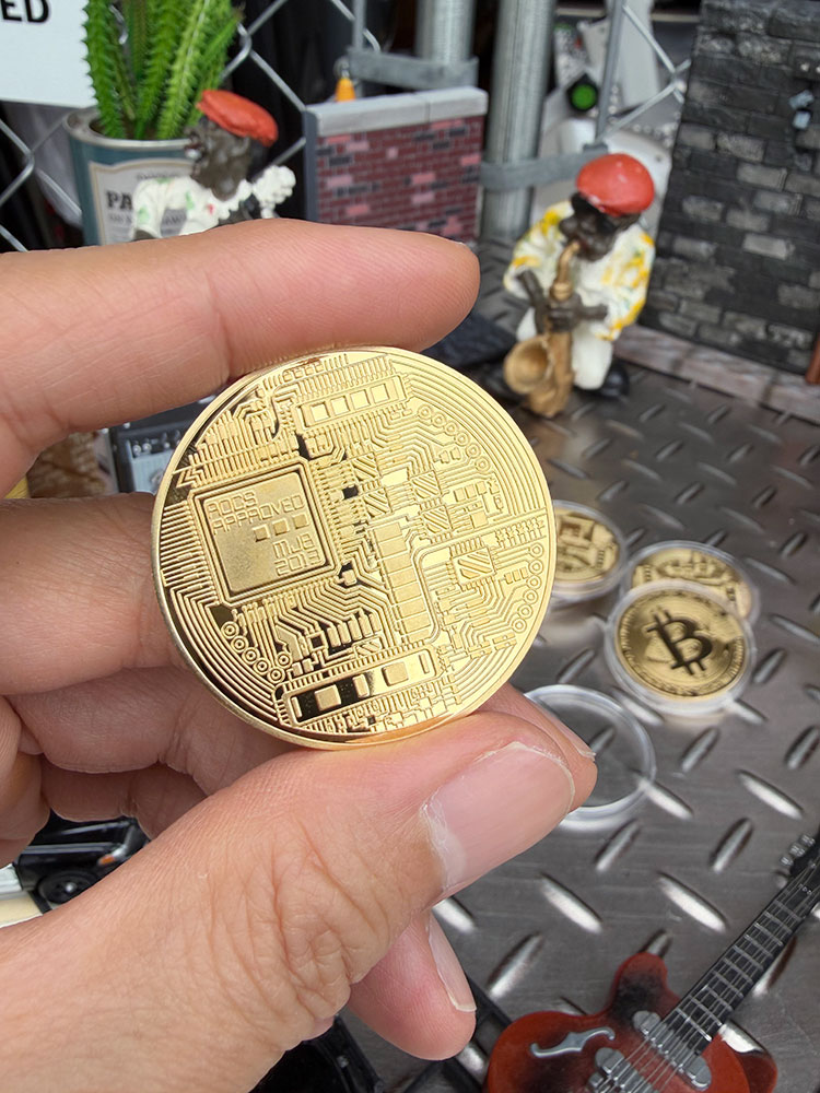 ビットコイン　BTC　なんちゃってメダル　Bitcoin ■ アメリカン雑貨 アメリカ雑貨 |  | 01