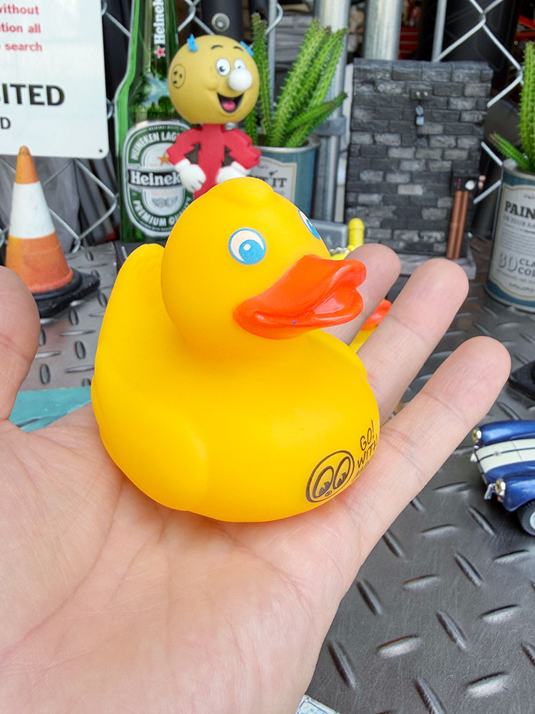 ムーン　ラバーダック　単品　ムーンアイズ ■ アメリカン雑貨 アメリカ雑貨 |  | 03