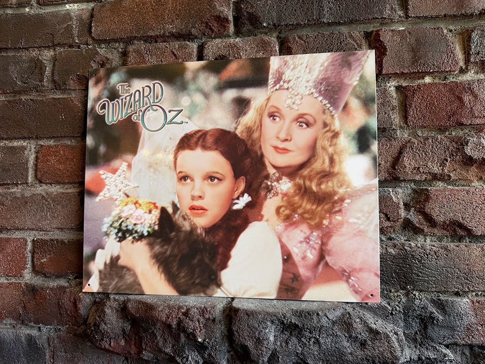 映画　オズの魔法使い　ドロシー＆北の魔女グリンダ　ブリキ看板　■ アメリカン雑貨 アメリカ雑貨 | アメリカン レトロ
