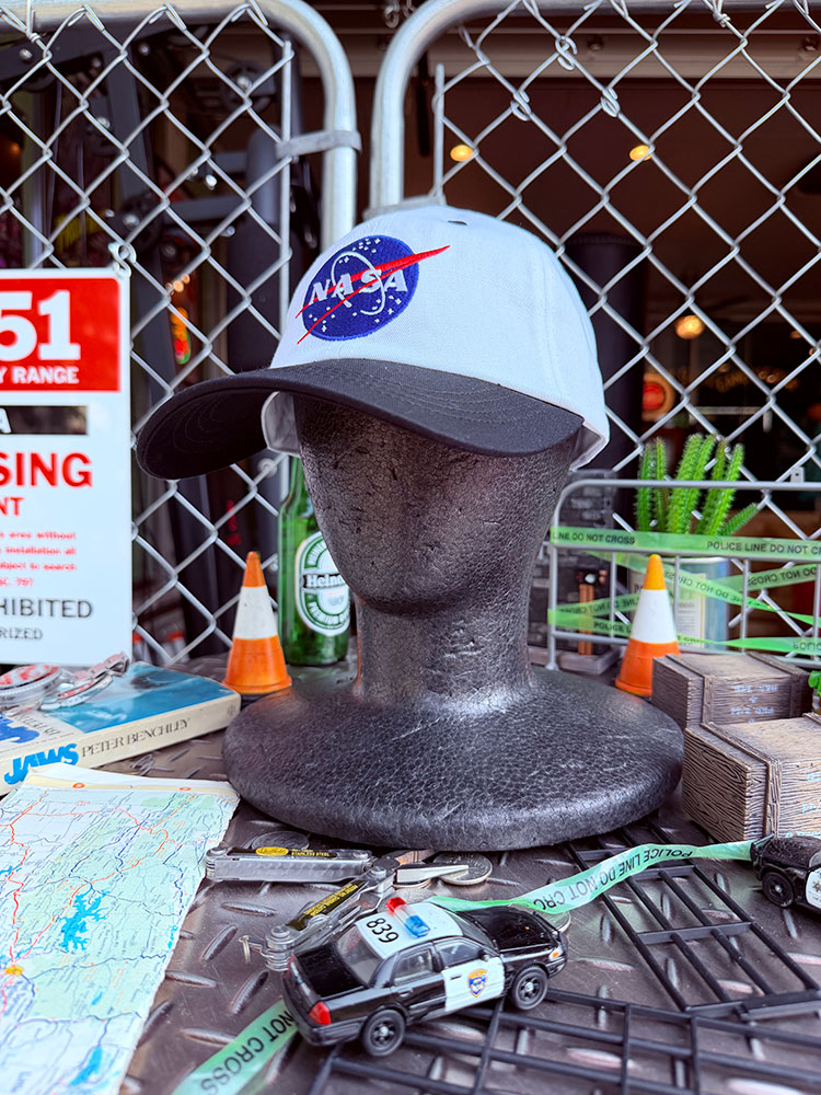 NASA　オフィシャル　キャップ　（ホワイト＆ブラック）　■ アメリカン雑貨 アメリカ雑貨 |  | 02