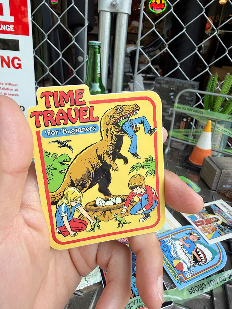 スティーブン・ローズ　オフィシャル　ステッカー　（恐竜に食べられる） ■ アメリカン雑貨 アメリカ雑貨 |  | 02