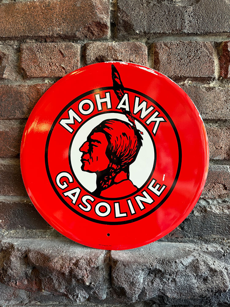 モホークガソリン　ラウンド型　ブリキ看板　MOHAWK　GASOLINE　インディアン　■ アメリカン雑貨 アメリカ雑貨 | アメリカン レトロ