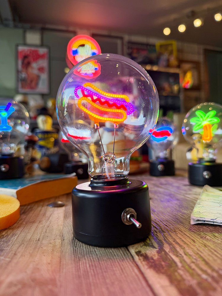 LED　バルブライト　（ホットドッグ）　単四電池＆USB電源の両方対応 ■ アメリカン雑貨 アメリカ雑貨 |  | 04