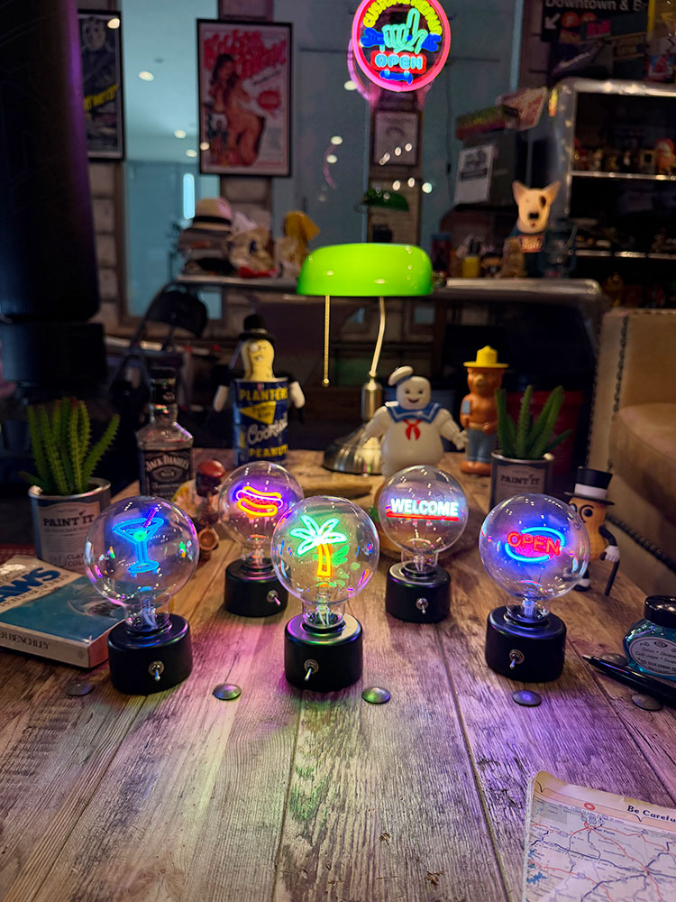 LED　バルブライト　（ホットドッグ）　単四電池＆USB電源の両方対応 ■ アメリカン雑貨 アメリカ雑貨 |  | 07