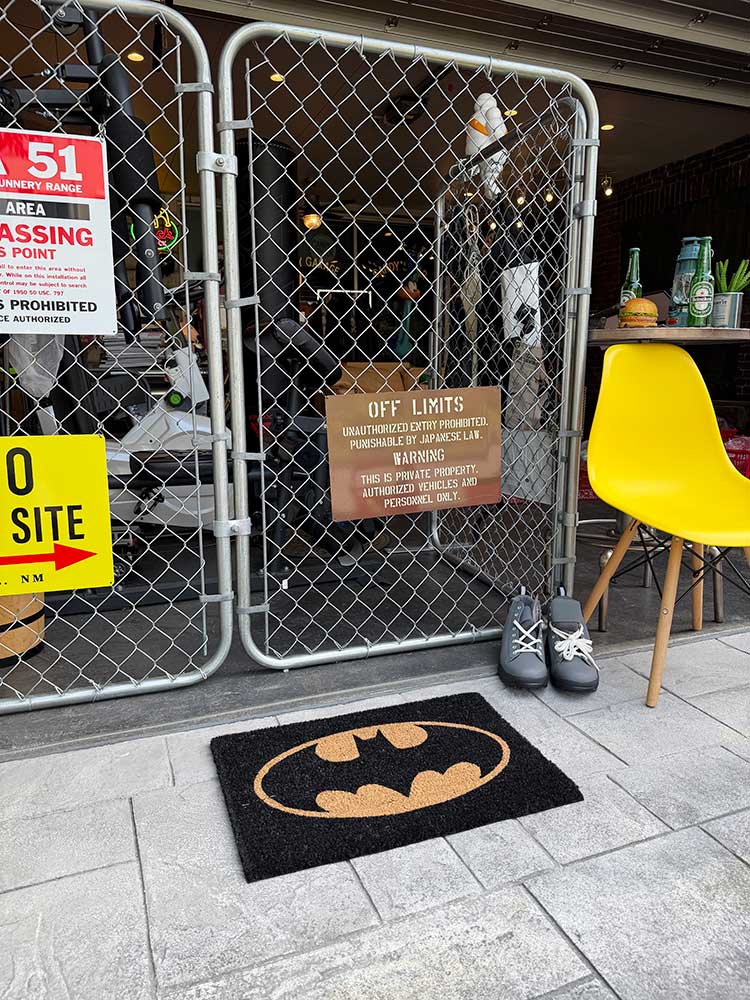 バットマン　ロゴ　オフィシャル　ココマット　玄関マット　コイヤーマット　公式グッズ ■ アメリカン雑貨 アメリカ雑貨 |  | 04