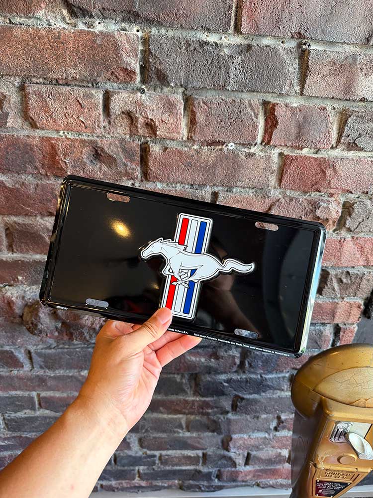 フォード　マスタング　ライセンスプレート ■ アメリカン雑貨 アメリカ雑貨 |  | 02