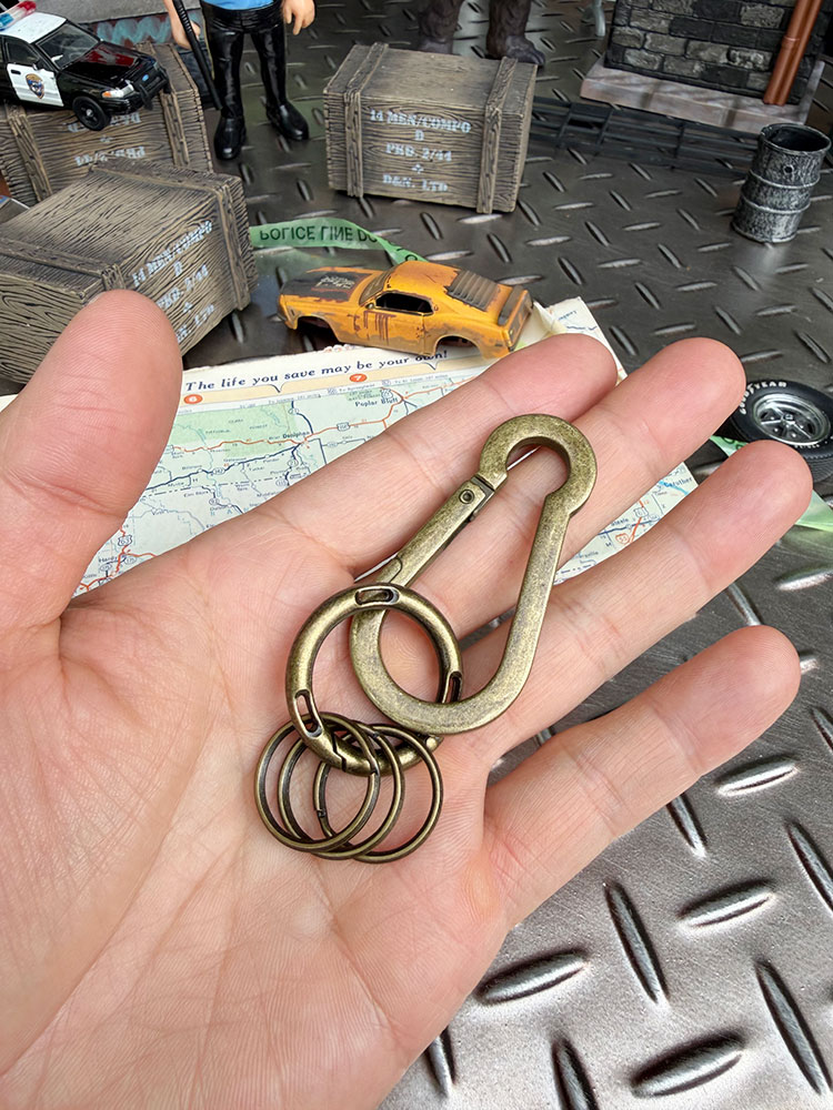 ヴィンテージテイスト　カラビナキーホルダー　（アンティークゴールド） ■ アメリカン雑貨 アメリカ雑貨 |  | 02