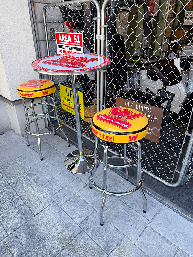ウインナーシュニッツェル　バースツール　単品 ※沖縄・離島は配送不可 ■ アメリカン雑貨 アメリカ雑貨 |  | 04