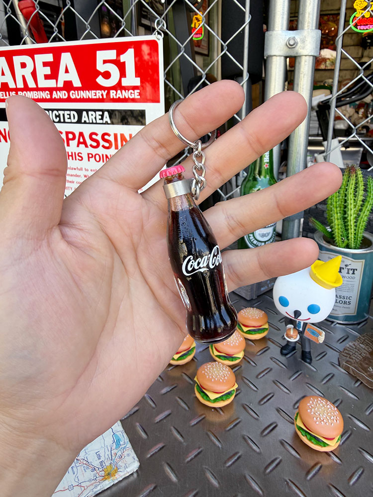 ★デッドストック★　コカ・コーラ　コンツアーボトル　キーホルダー ■ アメリカン雑貨 アメリカ雑貨 | Coca Cola | 02