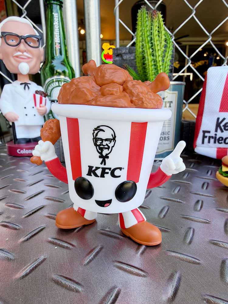 ファンコポップ　KFC　ディスコバケツ　フィギュア　チキンバーレル　FUNKO POP! ■ アメリカン雑貨 アメリカ雑貨 | 