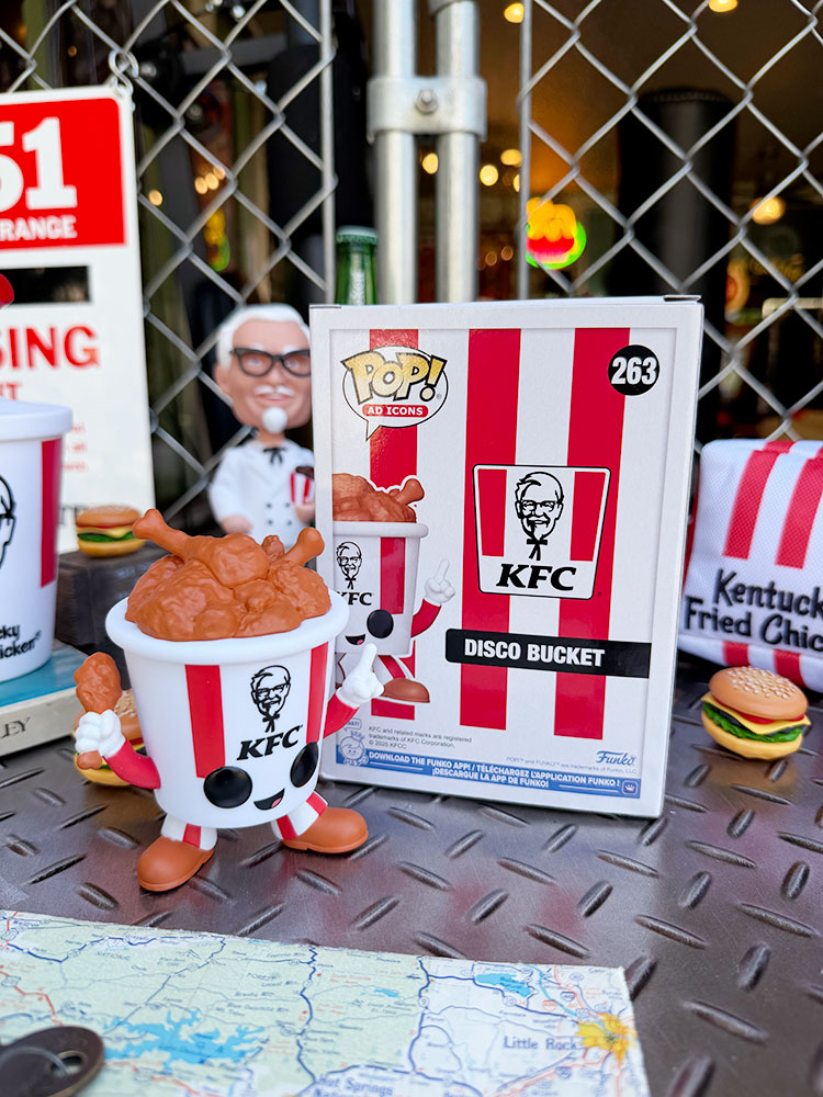 ファンコポップ　KFC　ディスコバケツ　フィギュア　チキンバーレル　FUNKO POP! ■ アメリカン雑貨 アメリカ雑貨 |  | 05