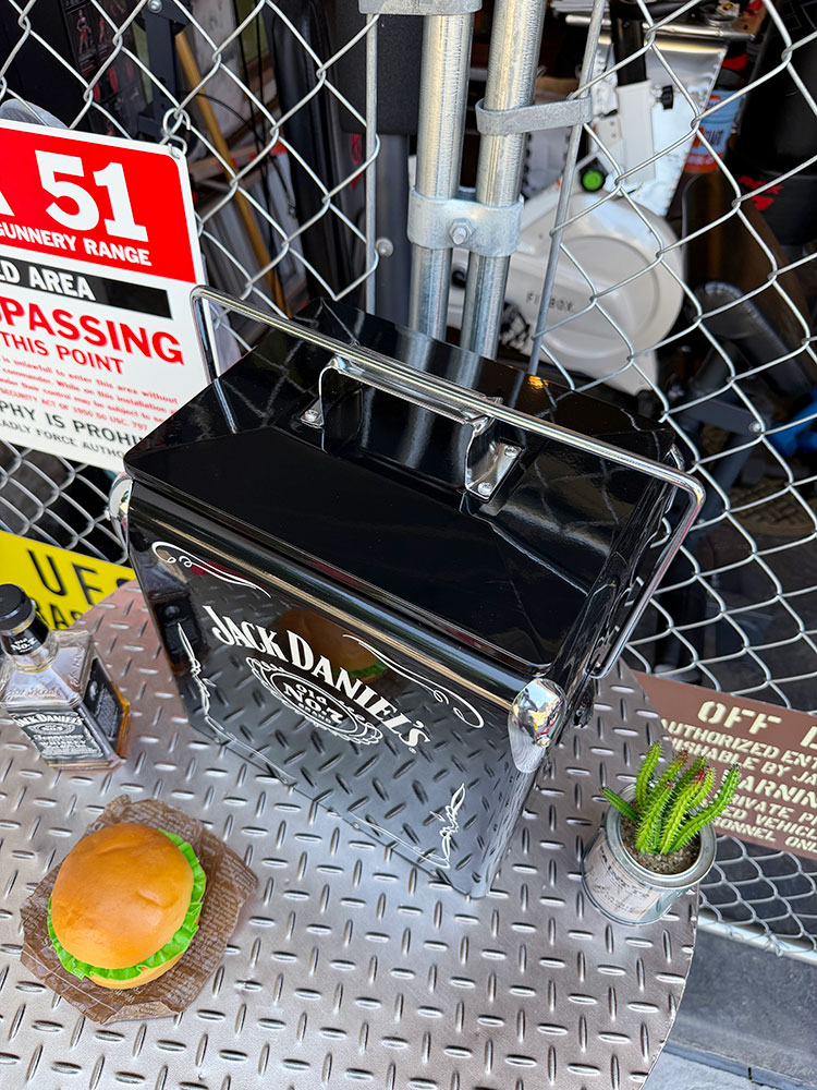 ジャック・ダニエル　レトロ　ピクニックストレージ　クーラーボックス ■ アメリカン雑貨 アメリカ雑貨 |  | 01