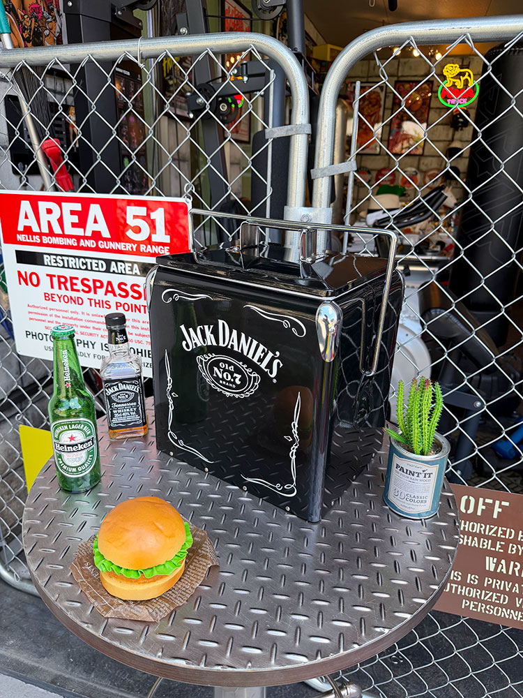 ジャック・ダニエル　レトロ　ピクニックストレージ　クーラーボックス ■ アメリカン雑貨 アメリカ雑貨 |  | 10